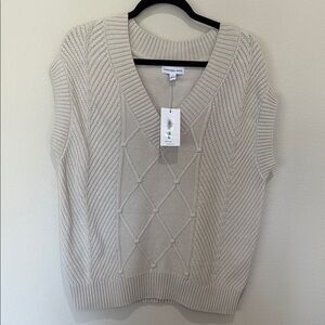 NWT Calvin Klein Women's Cream Sweater Vest